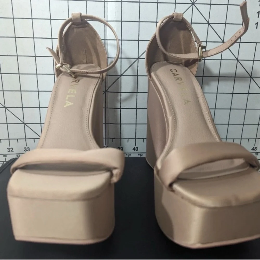 Carvela new without